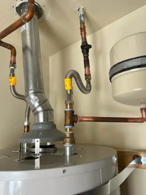 Water heater installation and plumbing repair in Mid-Town Belvedere